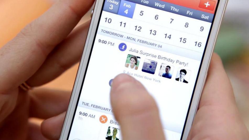 foursquare前设计师推出iphone社交型日历v社交在手机键华为hi哪里图片