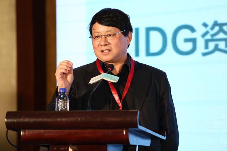 idg资本创始合伙人熊晓鸽首先表示,在中国经济进入新常态之际,中小板