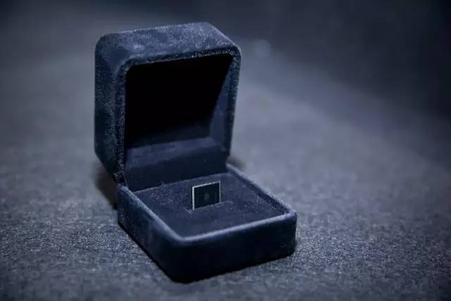 小米自研芯片终于发布！“带芯”手机一起推出，但是不是卖的便宜了点？