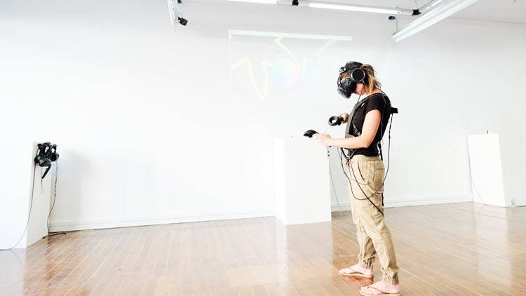 消失了快一年的 VR、AR，现在到底怎么样了?